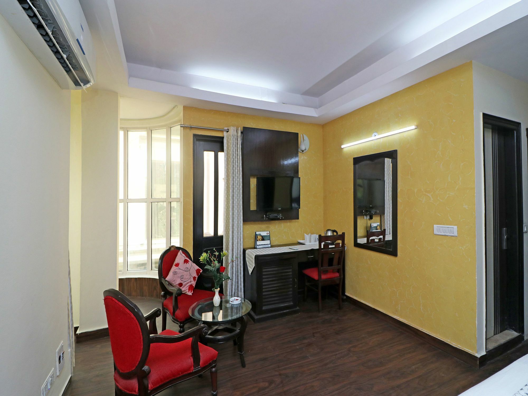 Hotel Oyo 13451 Star Corporate Avenue Neu-Delhi Exterior foto